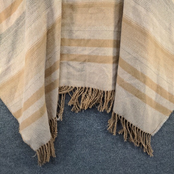 Vince Camuto Women's Turtleneck Poncho Sweater Tan One Size Striped Fringe - Picture 7 of 11